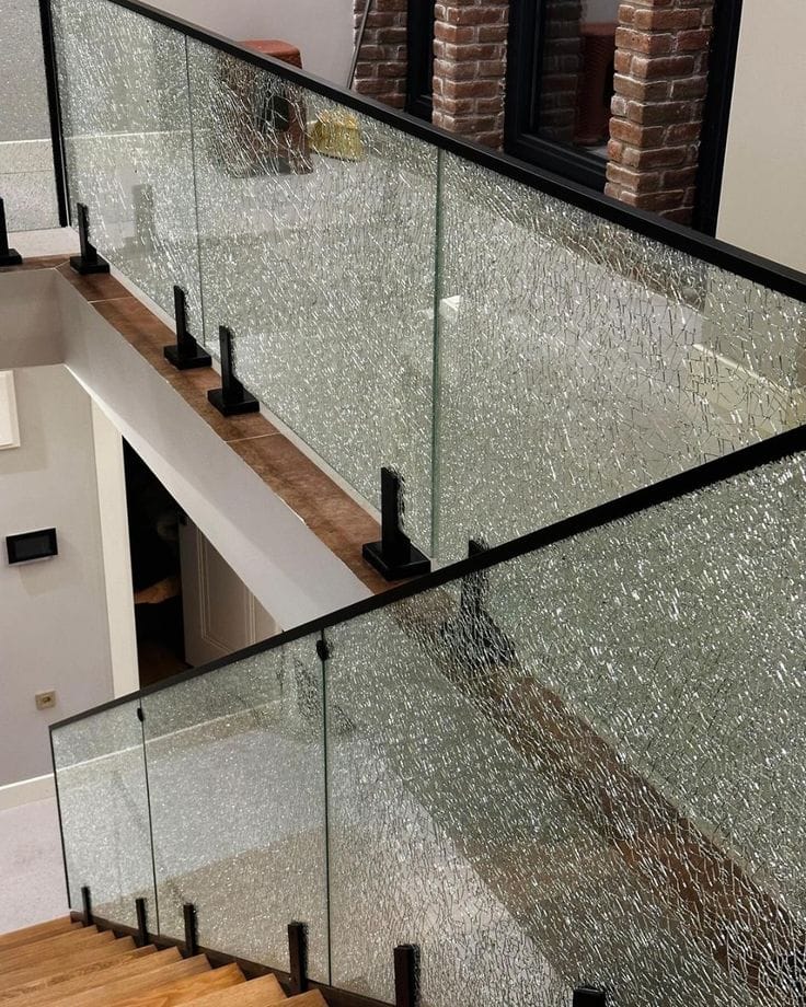 SS Glass Staircase Railings